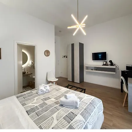 Dama Affittacamere Bari